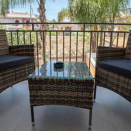 Nery Luxury Sea View 4* 지아르디니낙소스