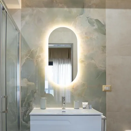 Nery Luxury