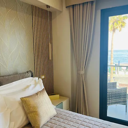 Nery Luxury Konukevi Giardini Naxos