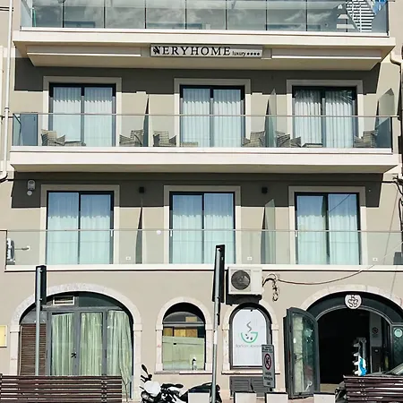 게스트하우스 Nery Luxury Sea View 4*
